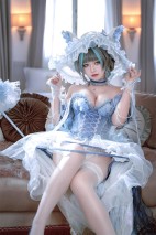 半半子碧蓝航线柴郡礼服66p_被旗袍勾勒出摇曳的身段，宛如盛开在冬季的牡丹~圣洁优雅