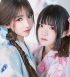 桜桃喵_鳗鱼霏子《百合》：校园时光里的甜美邂逅